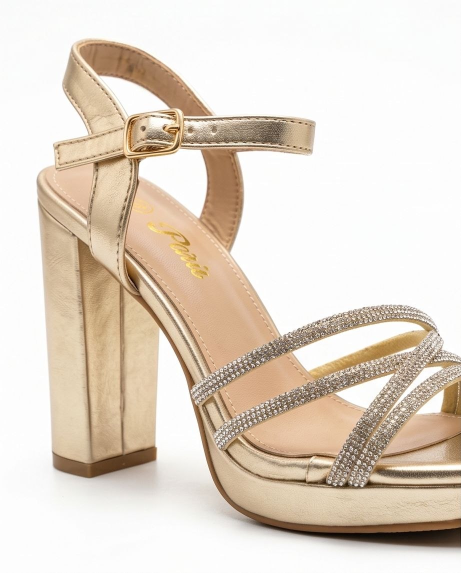 Sandales à talons carrés